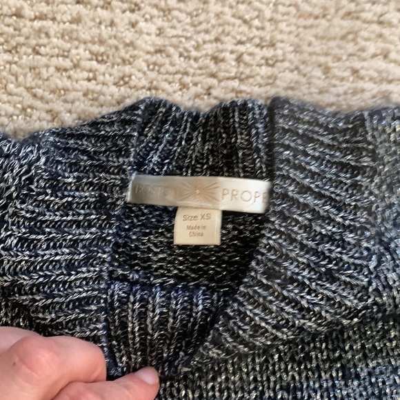 Boston Proper Faux Fur Cold Shoulder Sweater New Years - Picture 3 of 4